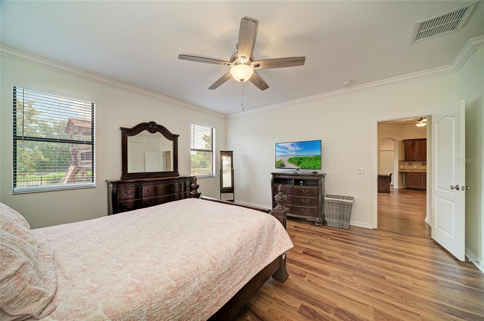 316 STAR SHELL DR
