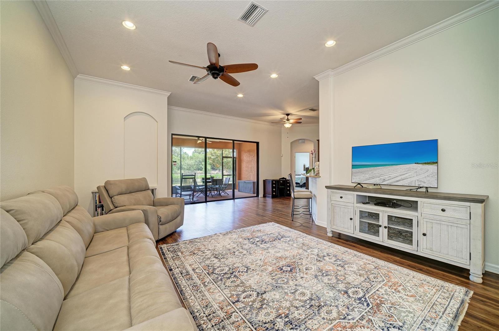 316 STAR SHELL DR