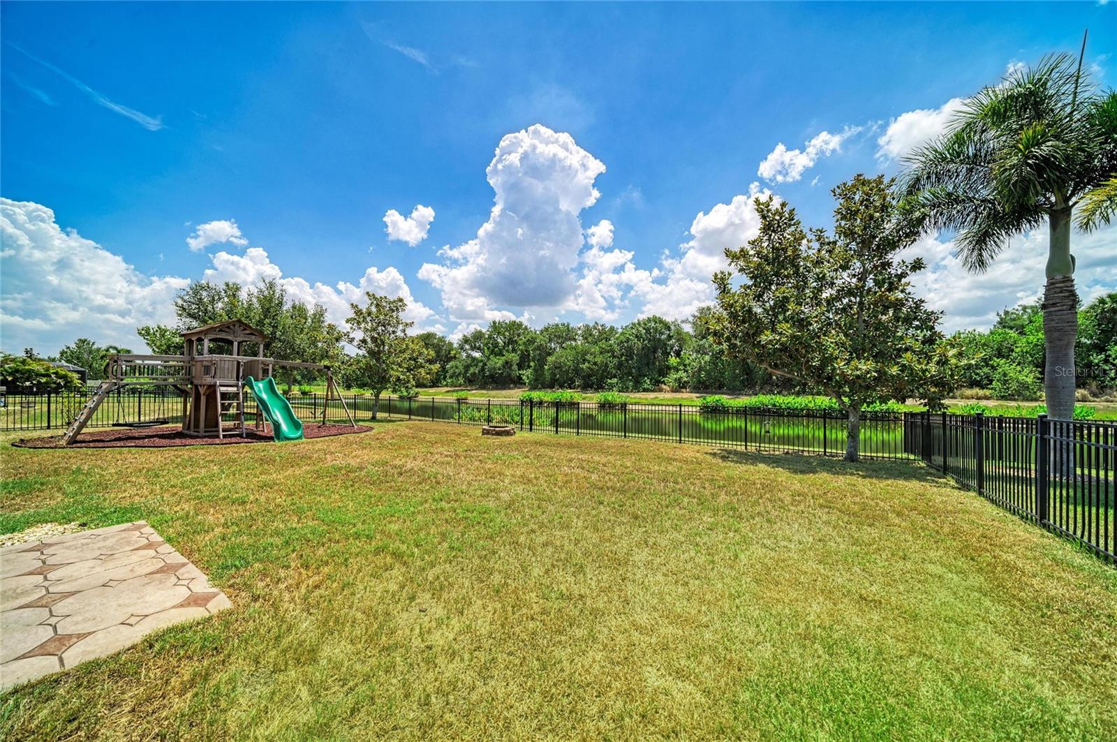 316 STAR SHELL DR