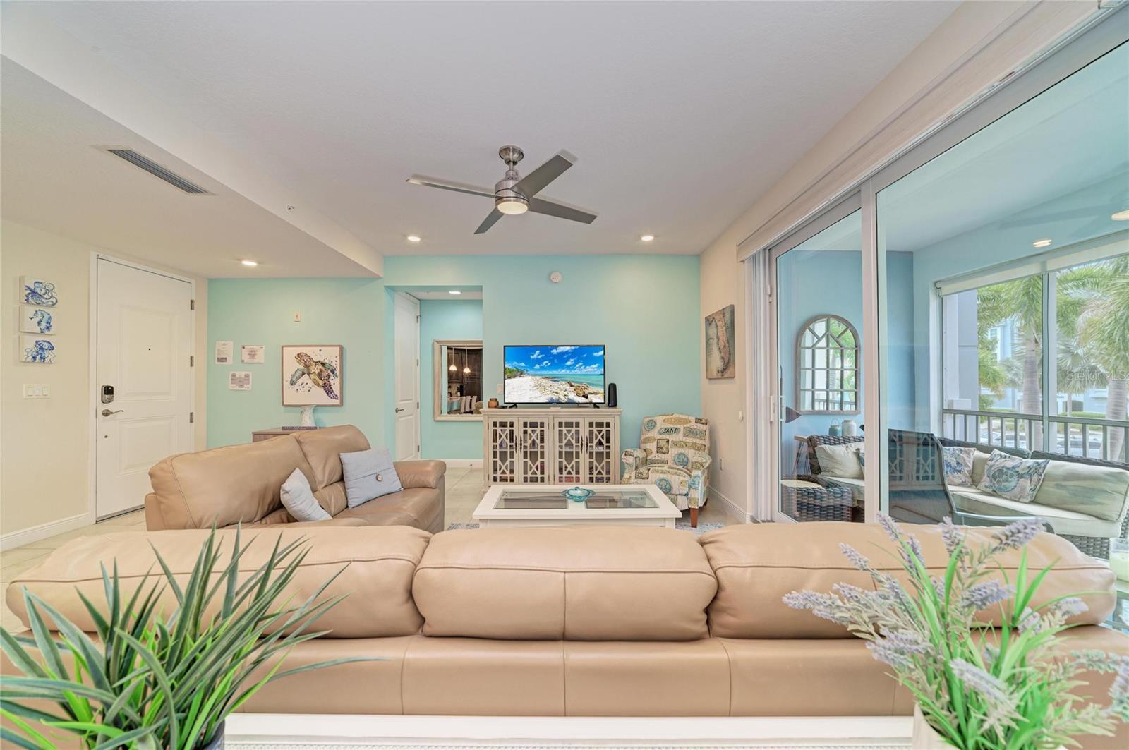 391 ARUBA CIR #101
