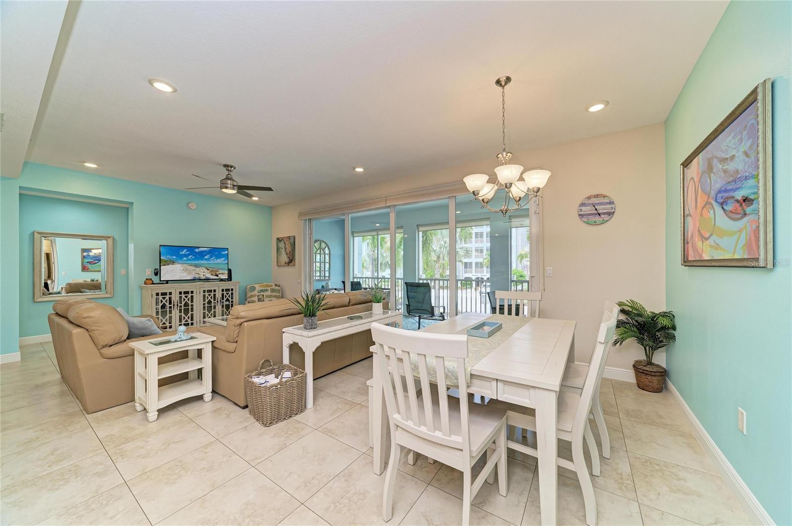 391 ARUBA CIR #101