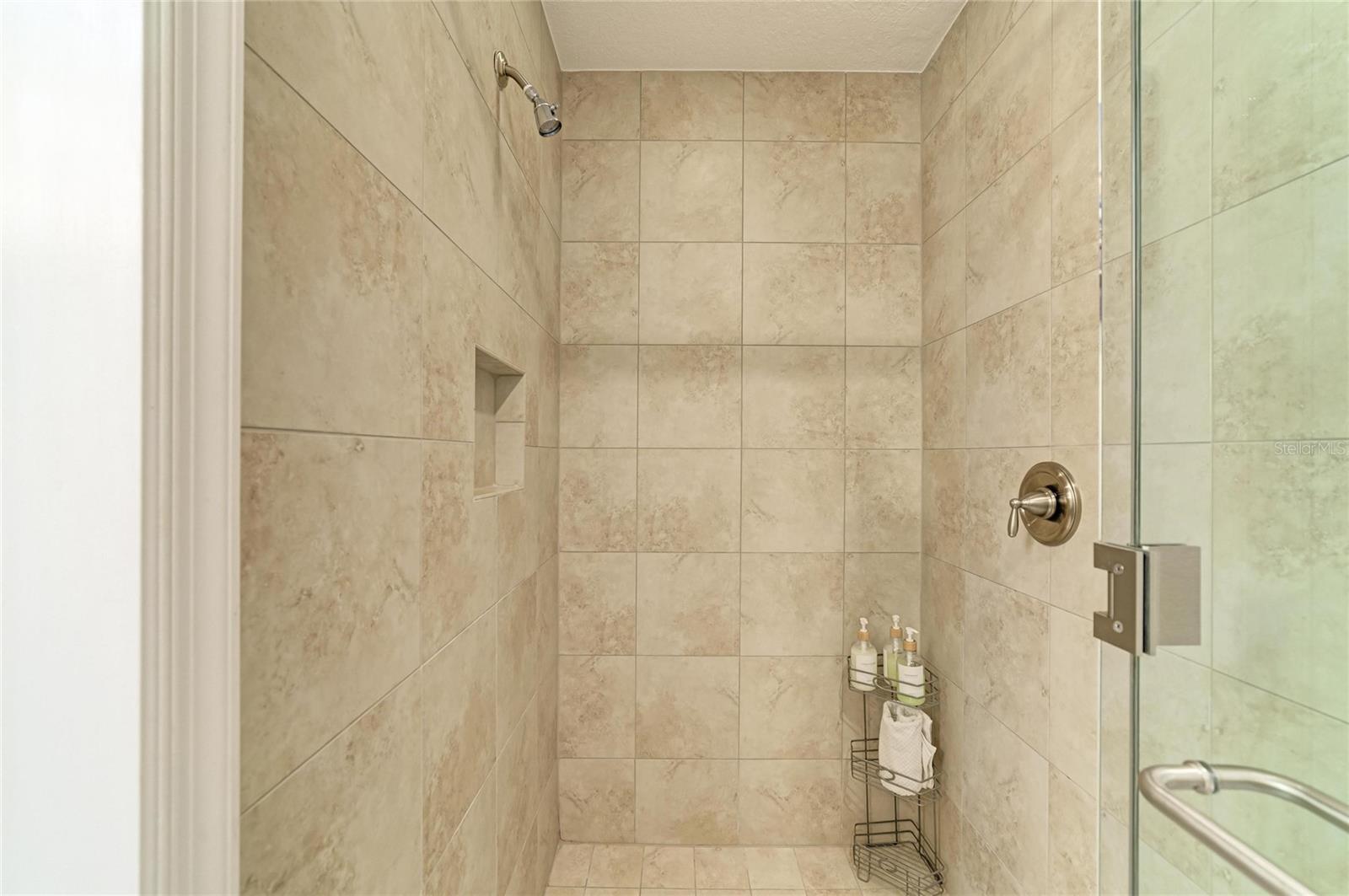 391 ARUBA CIR #101
