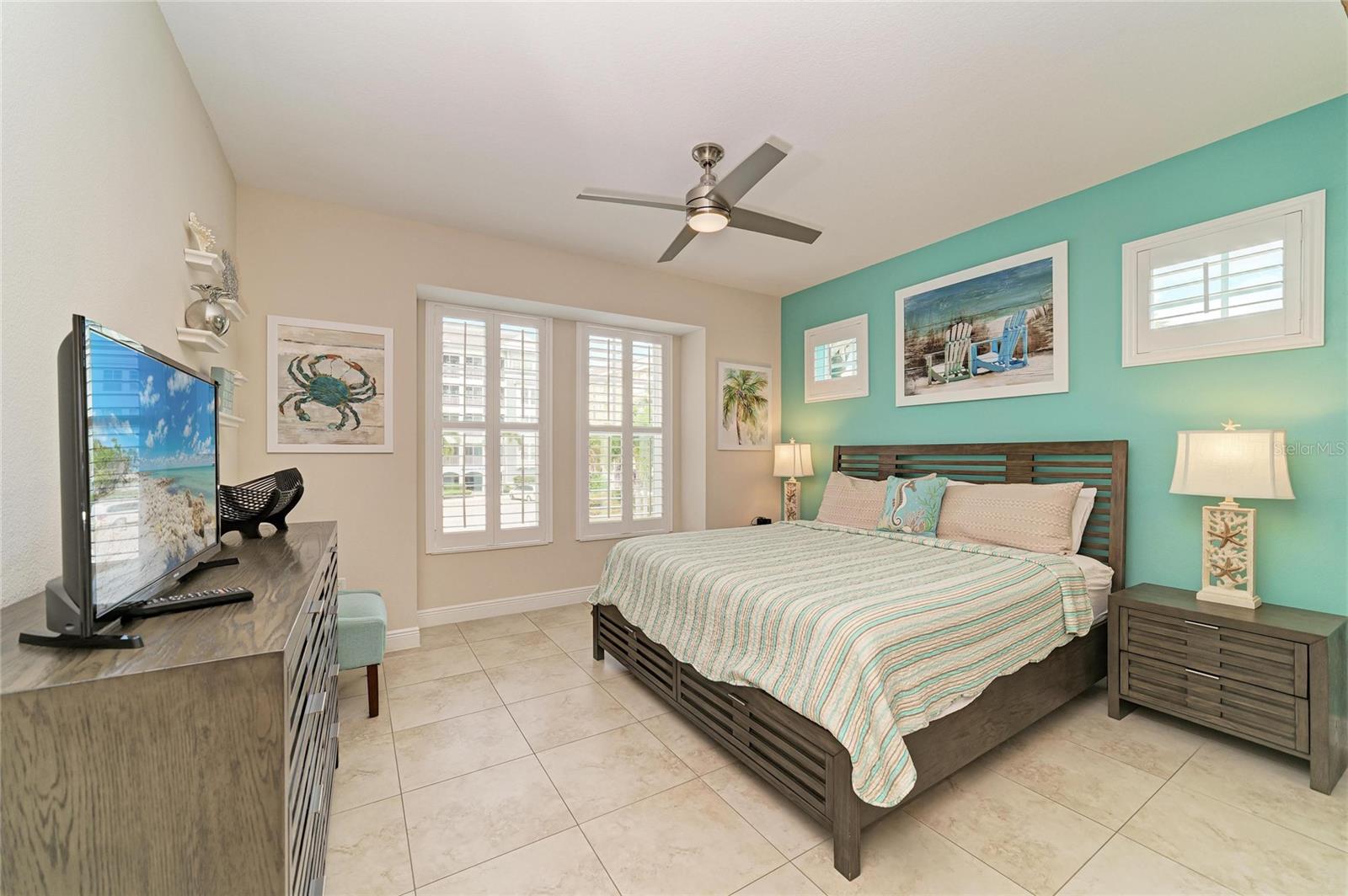 391 ARUBA CIR #101