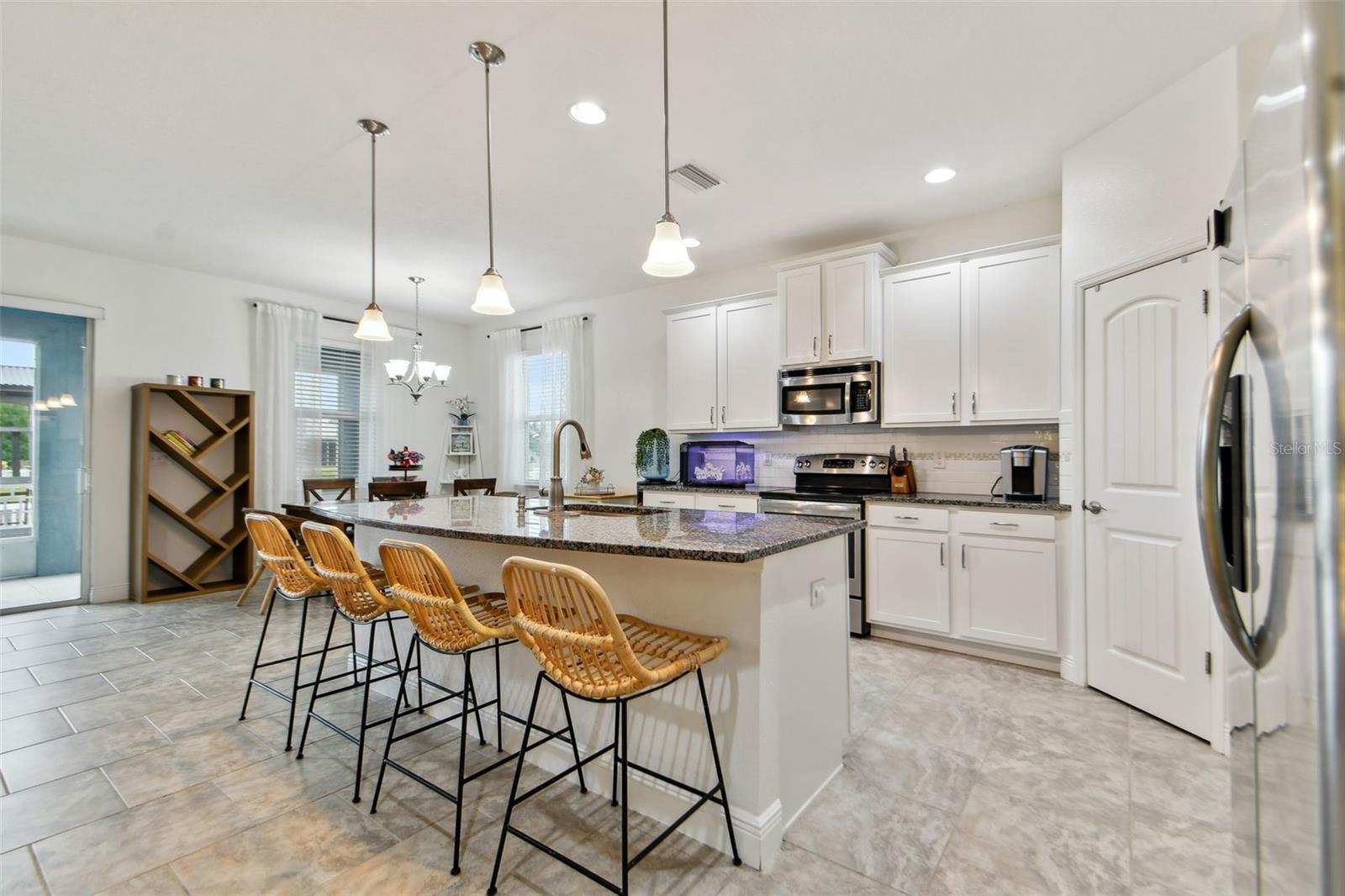 432 BAHAMA GRANDE BLVD