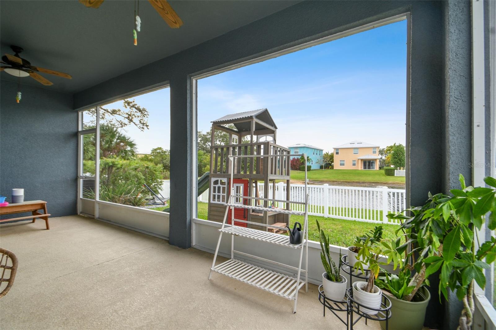 432 BAHAMA GRANDE BLVD