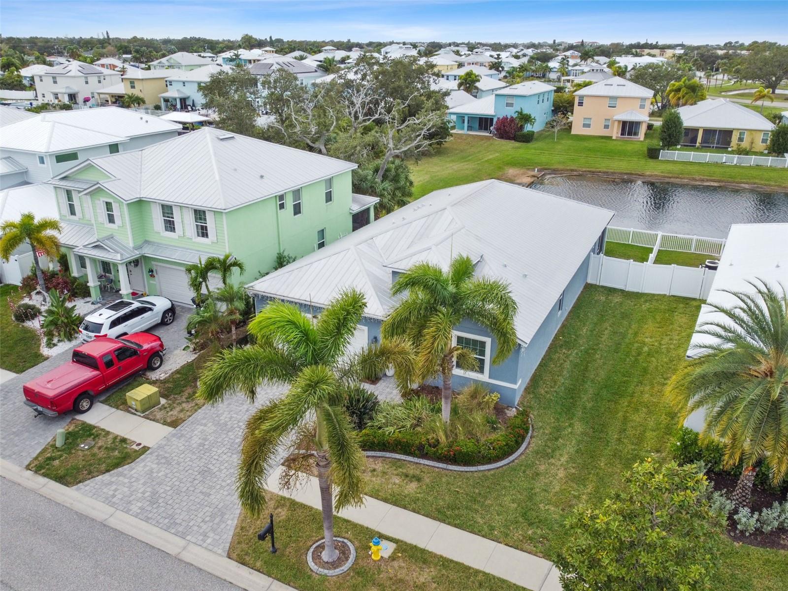 432 BAHAMA GRANDE BLVD