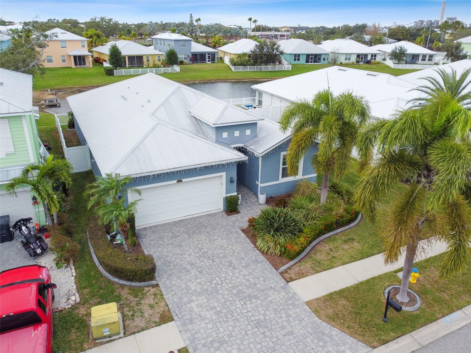 432 BAHAMA GRANDE BLVD