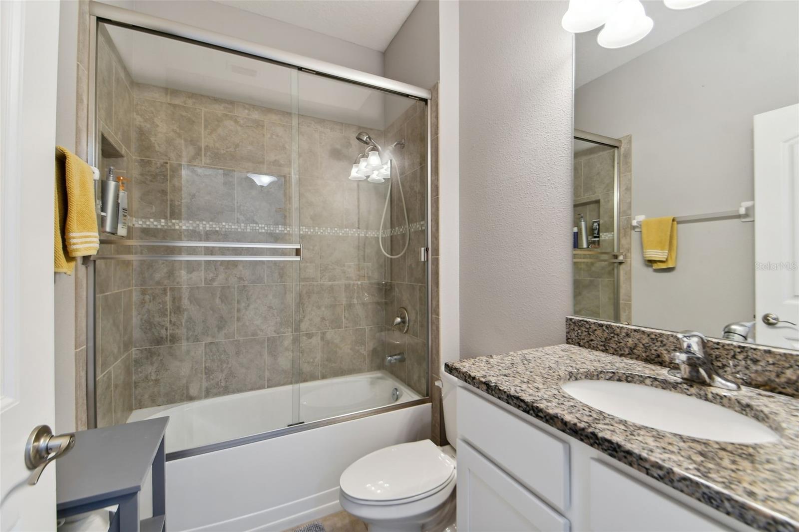 432 BAHAMA GRANDE BLVD