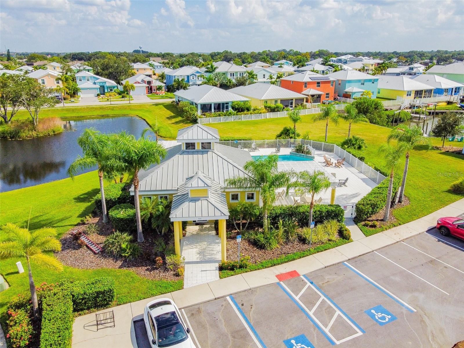 432 BAHAMA GRANDE BLVD