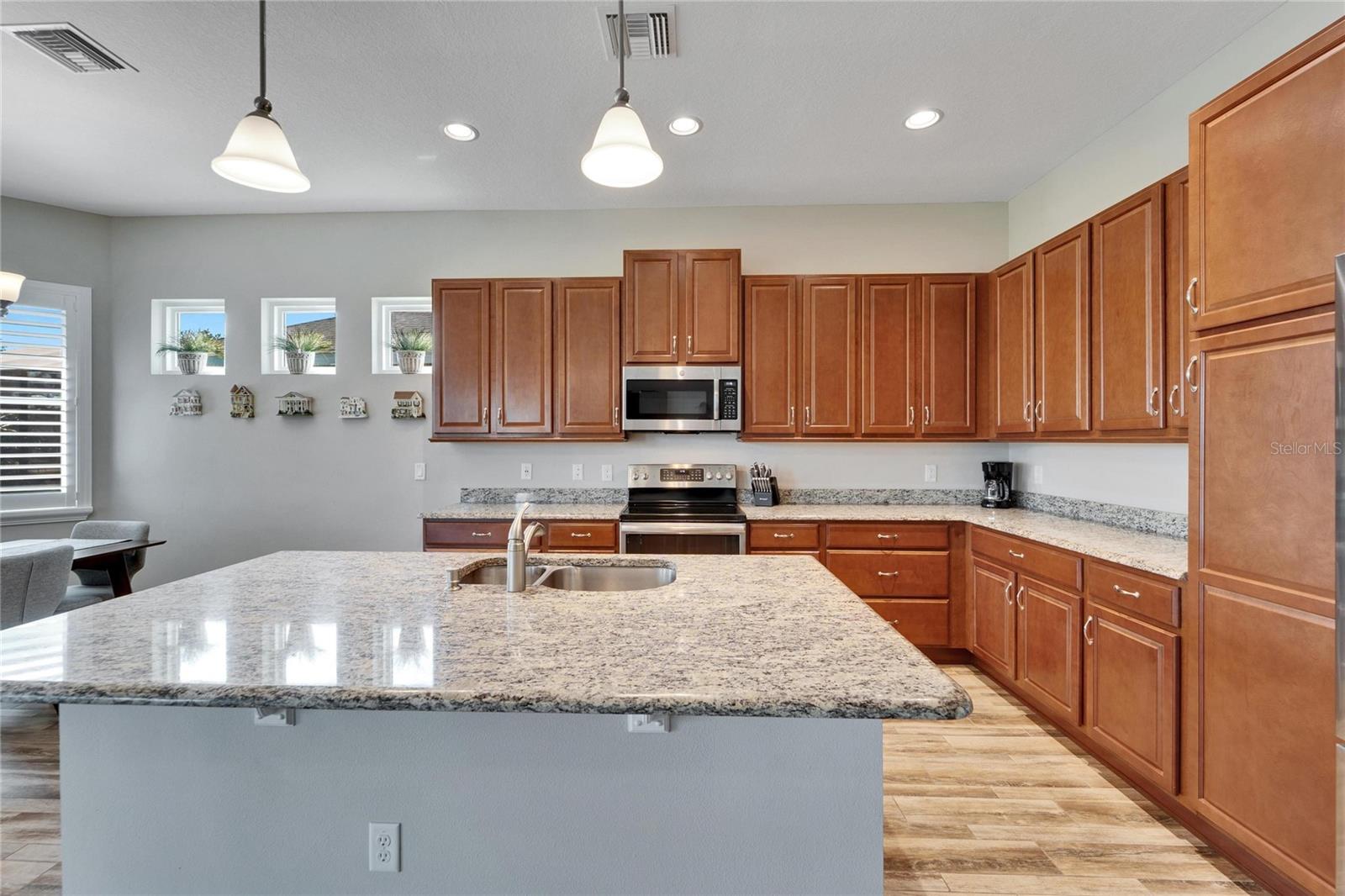 1861 PACIFIC DUNES DR