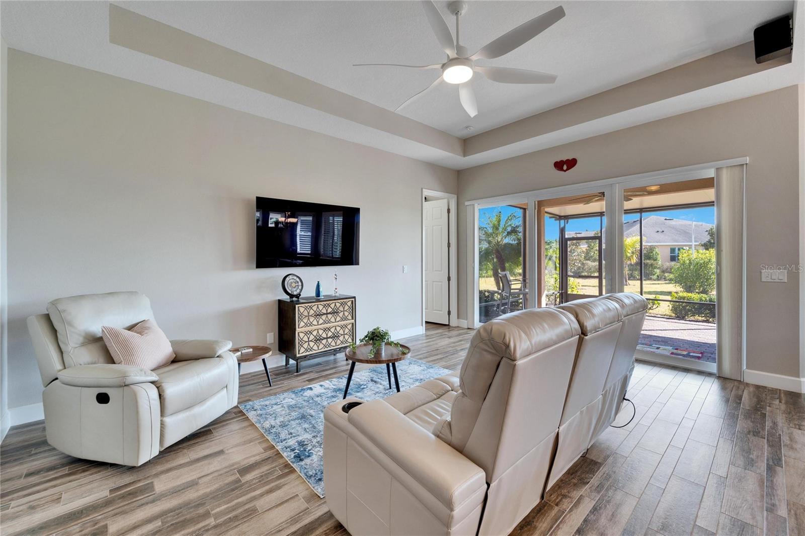 1861 PACIFIC DUNES DR