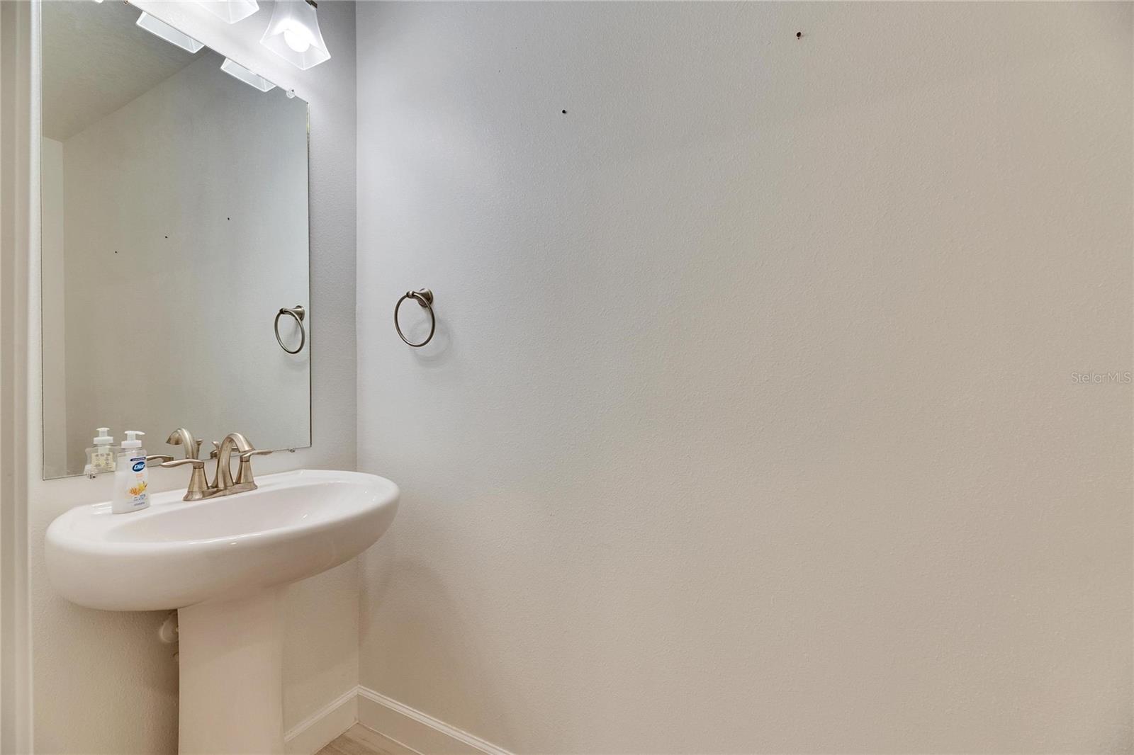 17538 HOLLY WELL AVE