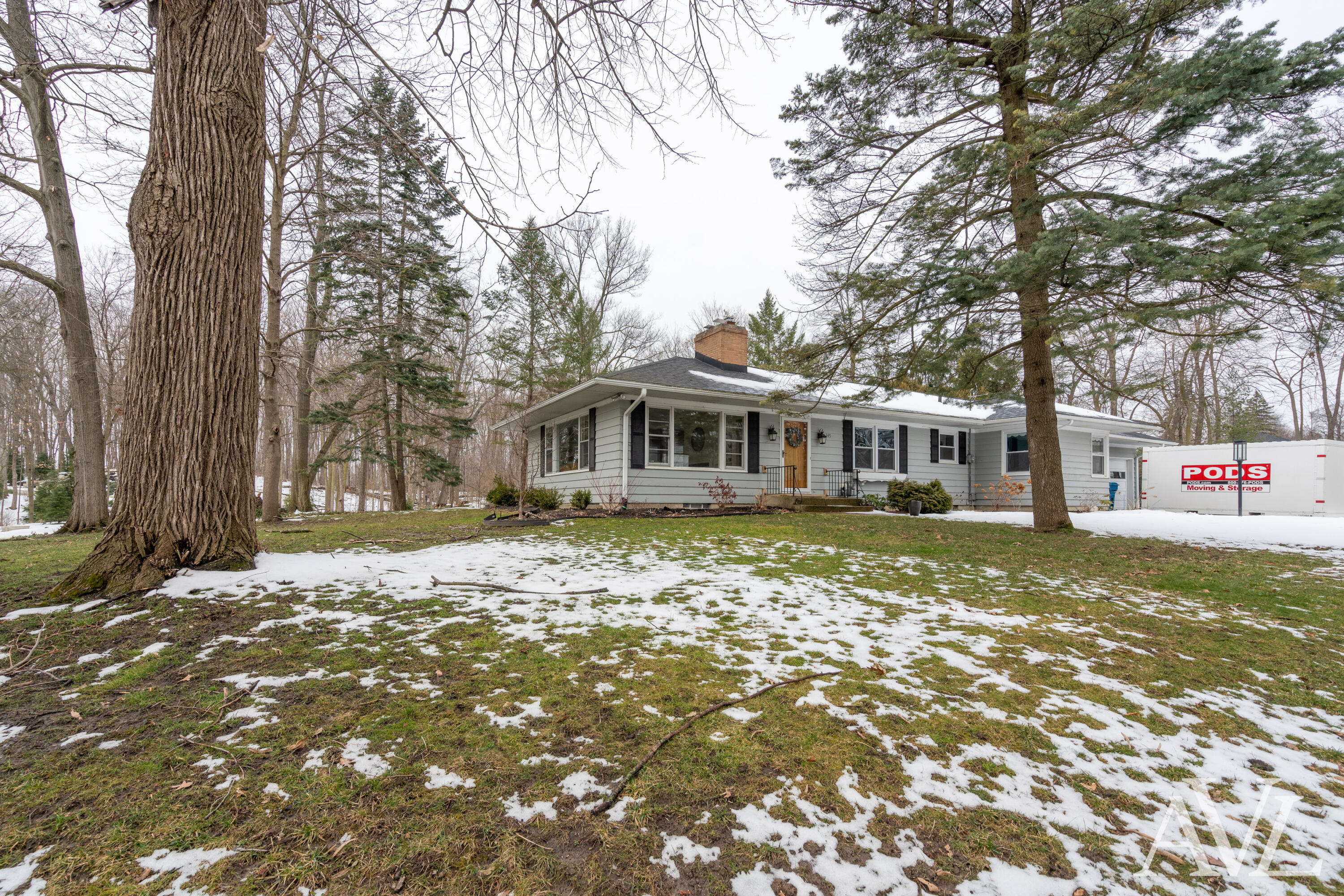 345 Pioneer Club Road SE