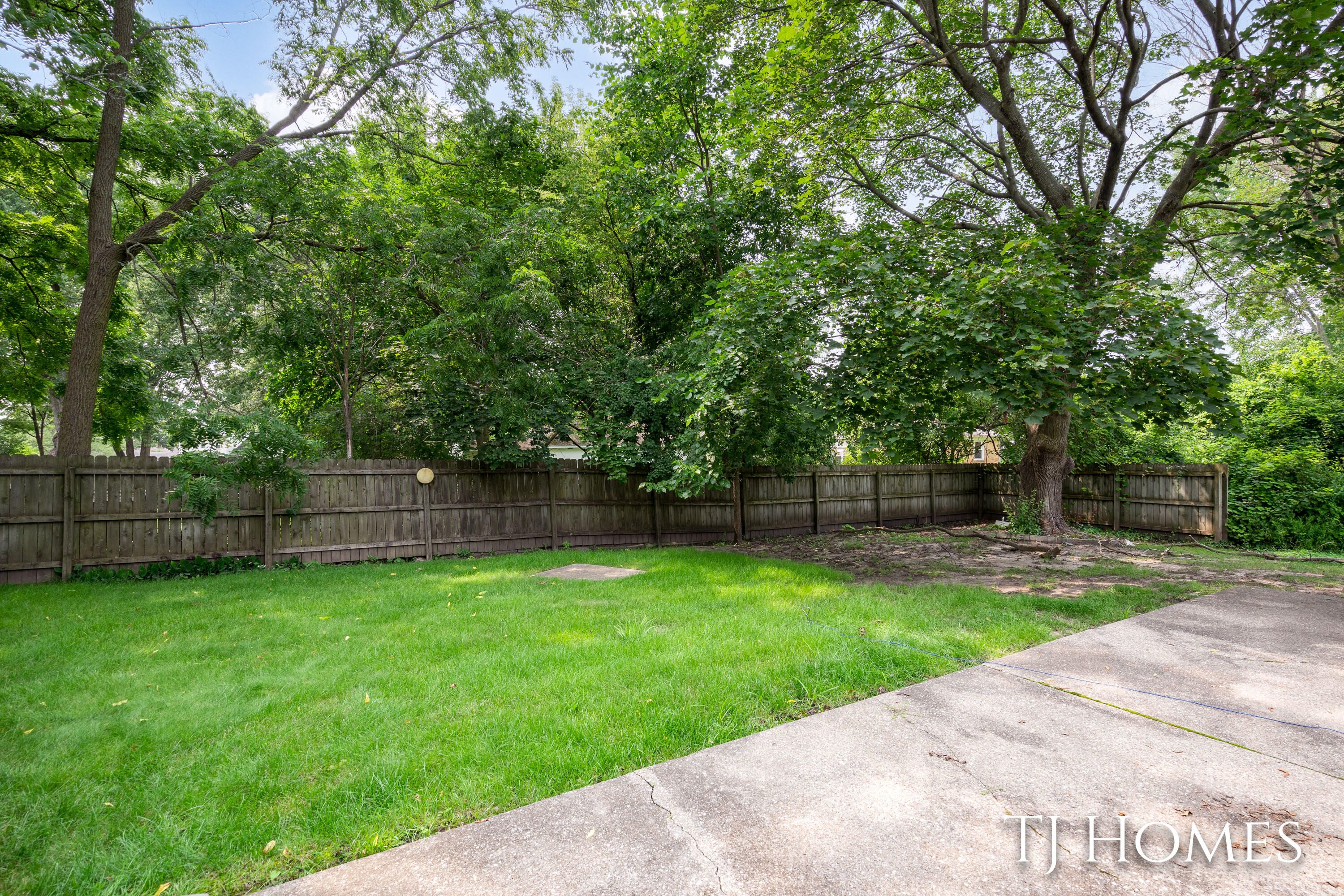 1817 Covington Drive SE