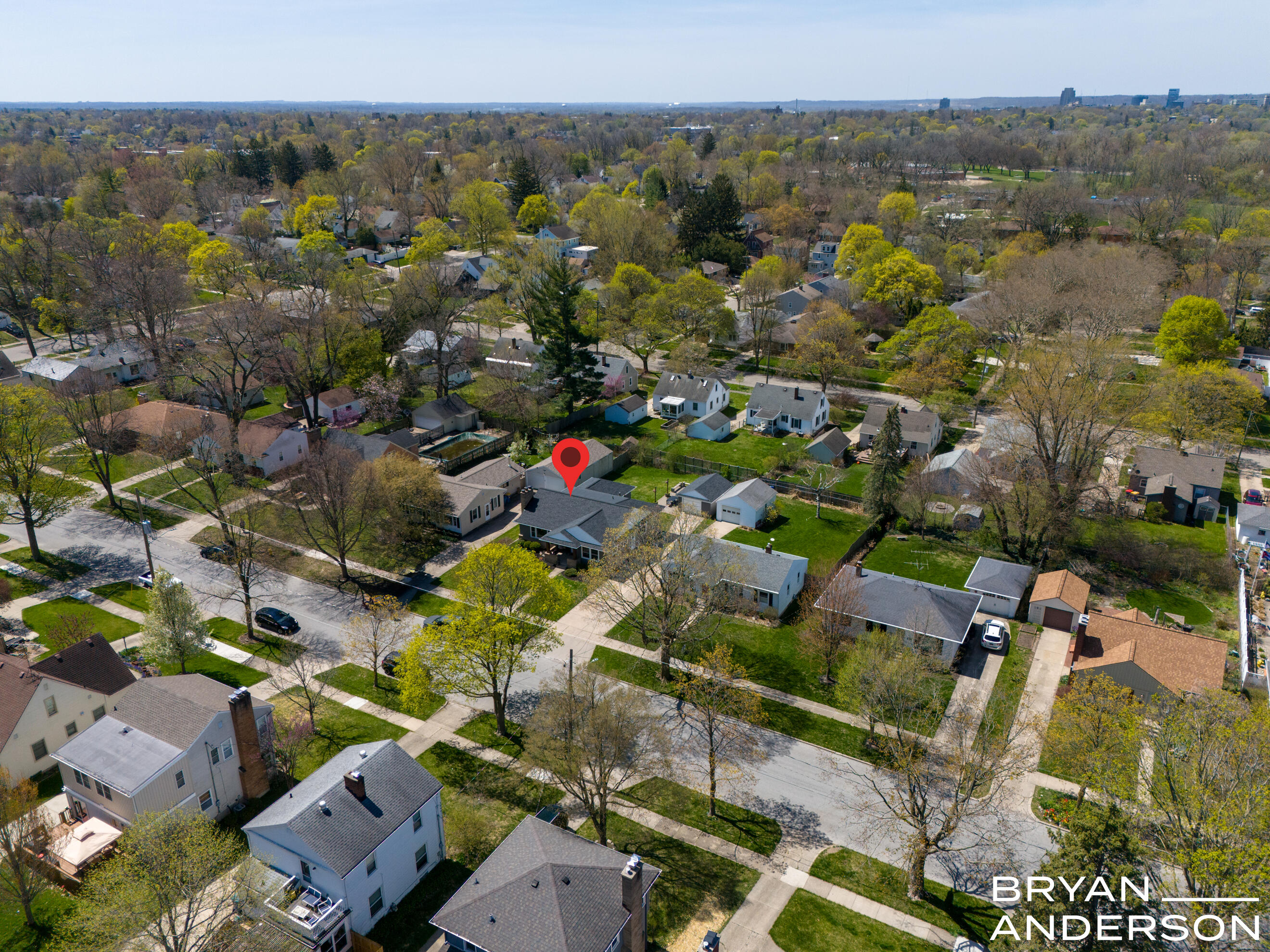 241 Wallinwood Avenue NE