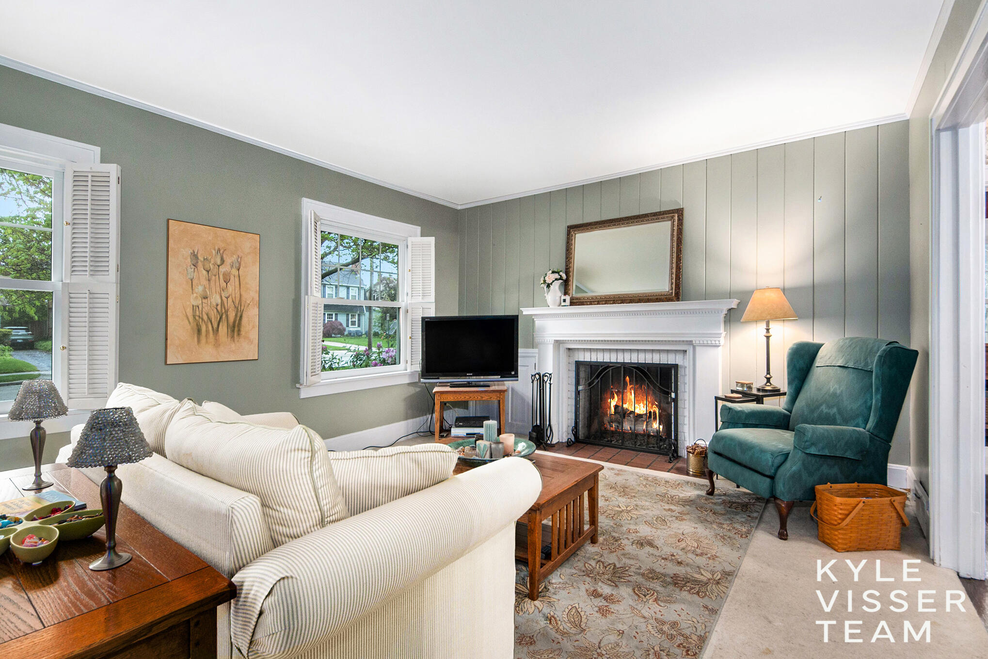 933 Orchard Avenue SE