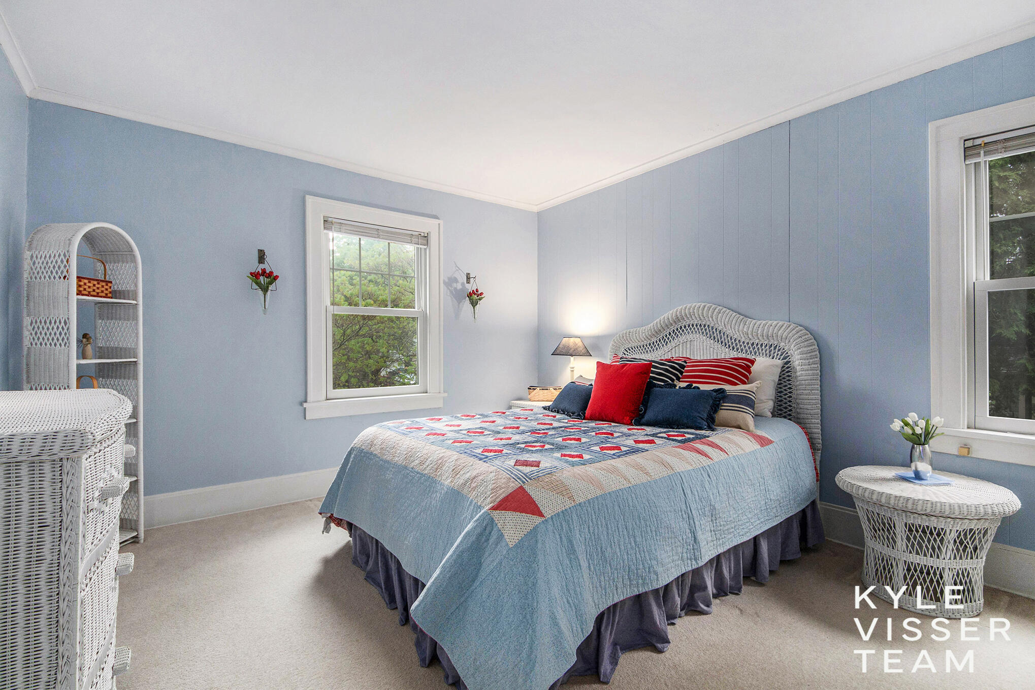 933 Orchard Avenue SE