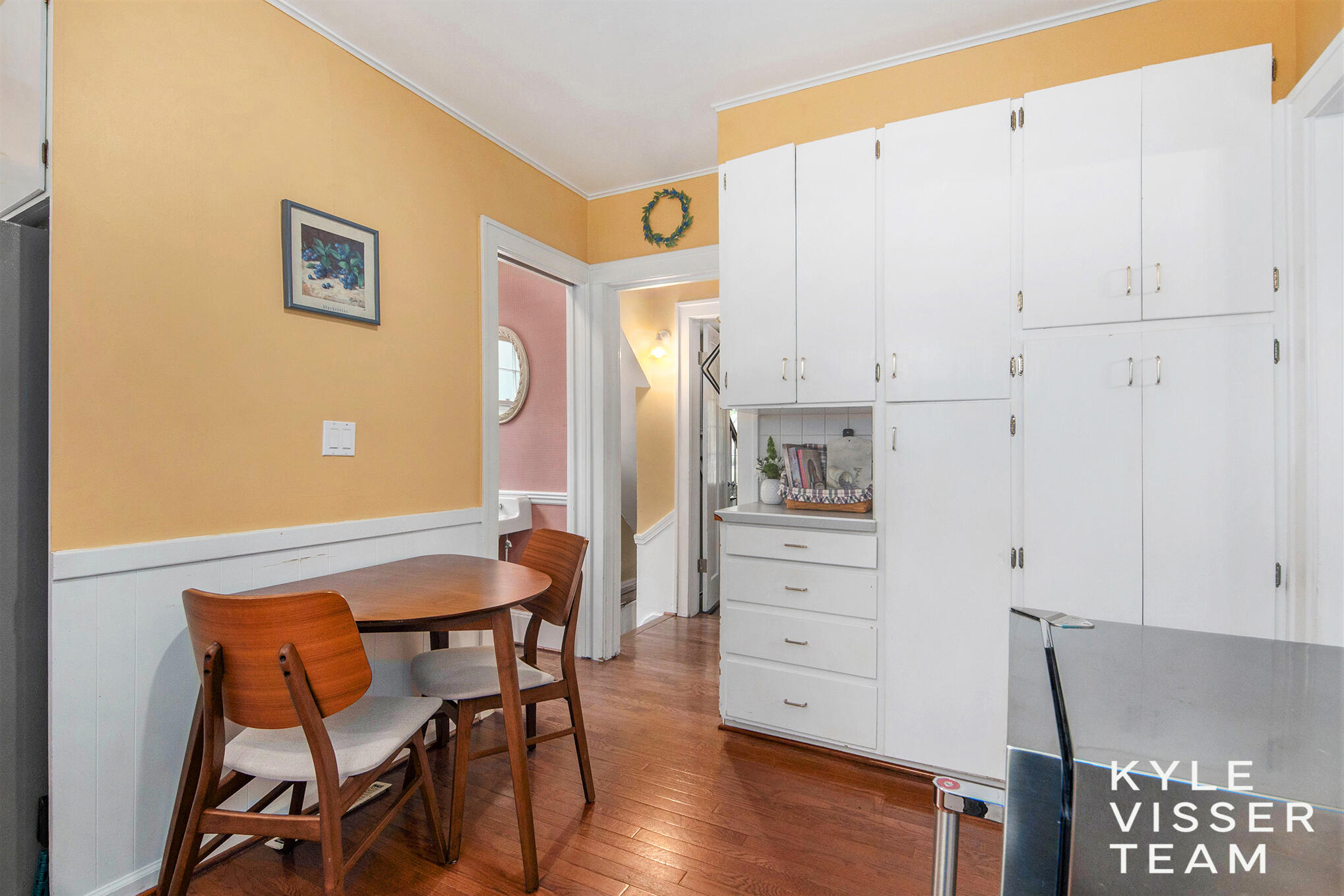 933 Orchard Avenue SE