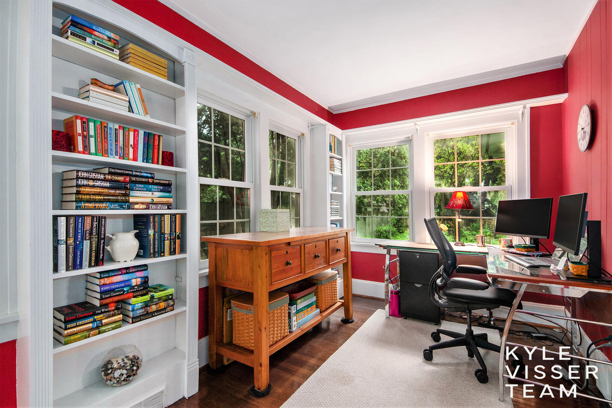 933 Orchard Avenue SE