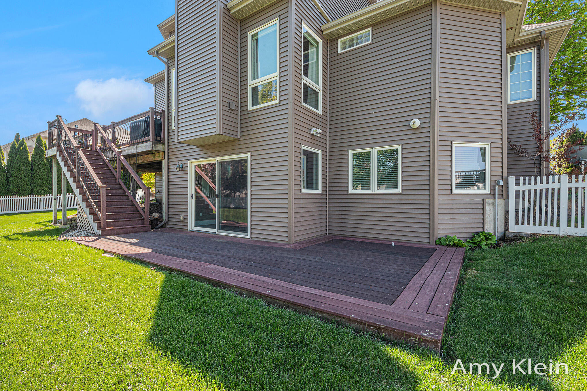 1657 North Bay Drive