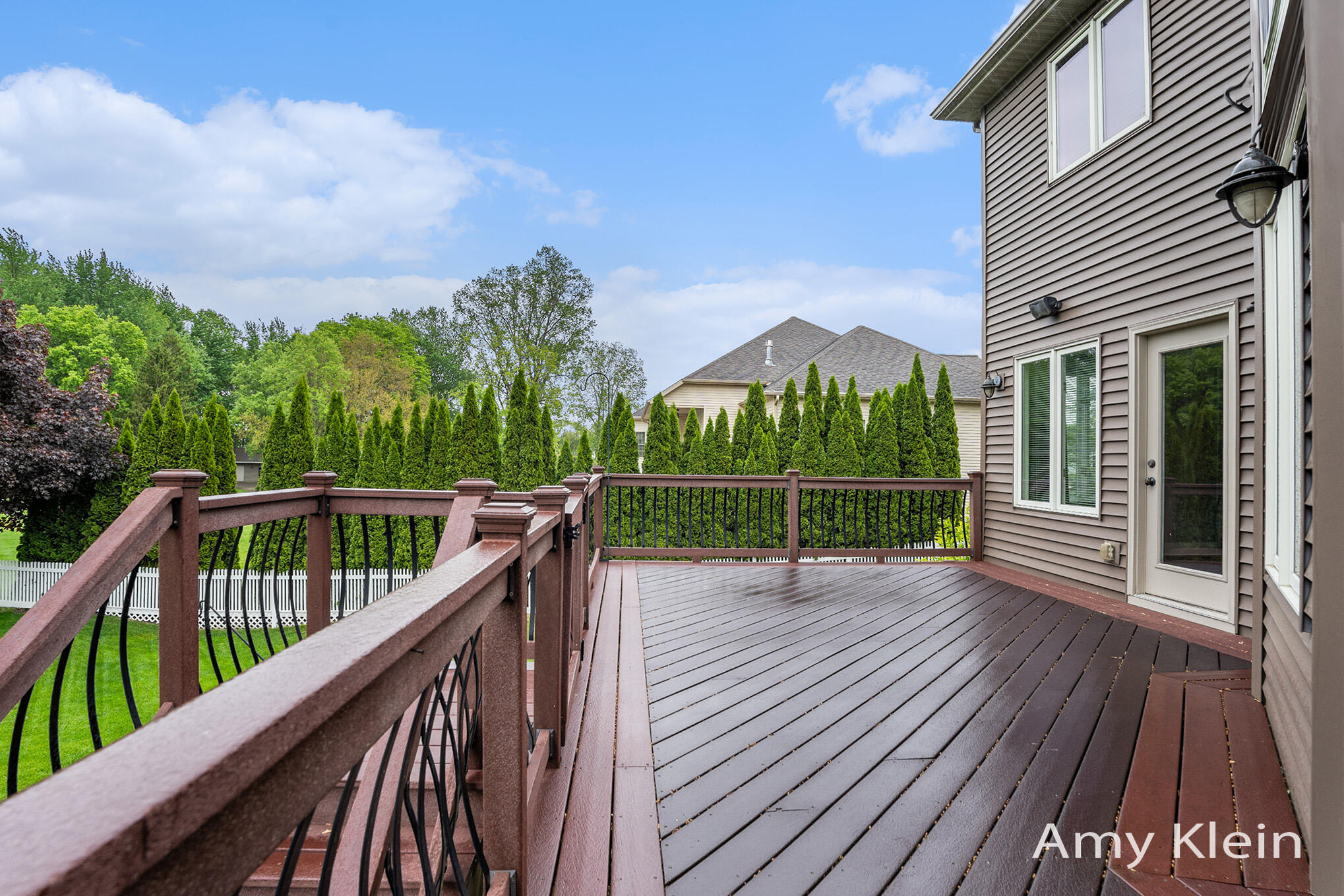 1657 North Bay Drive