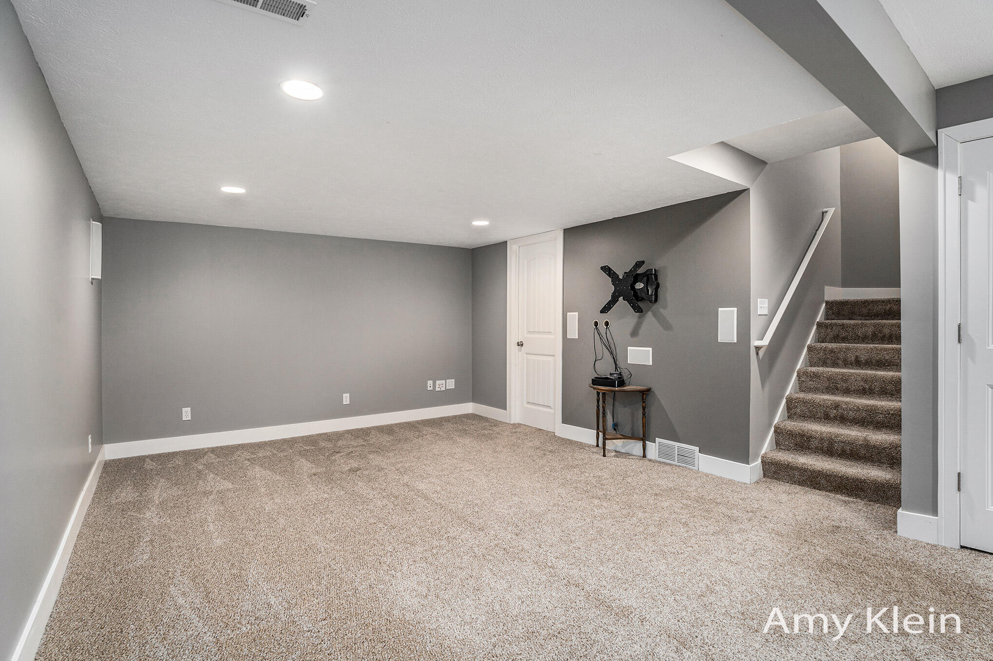 1657 North Bay Drive