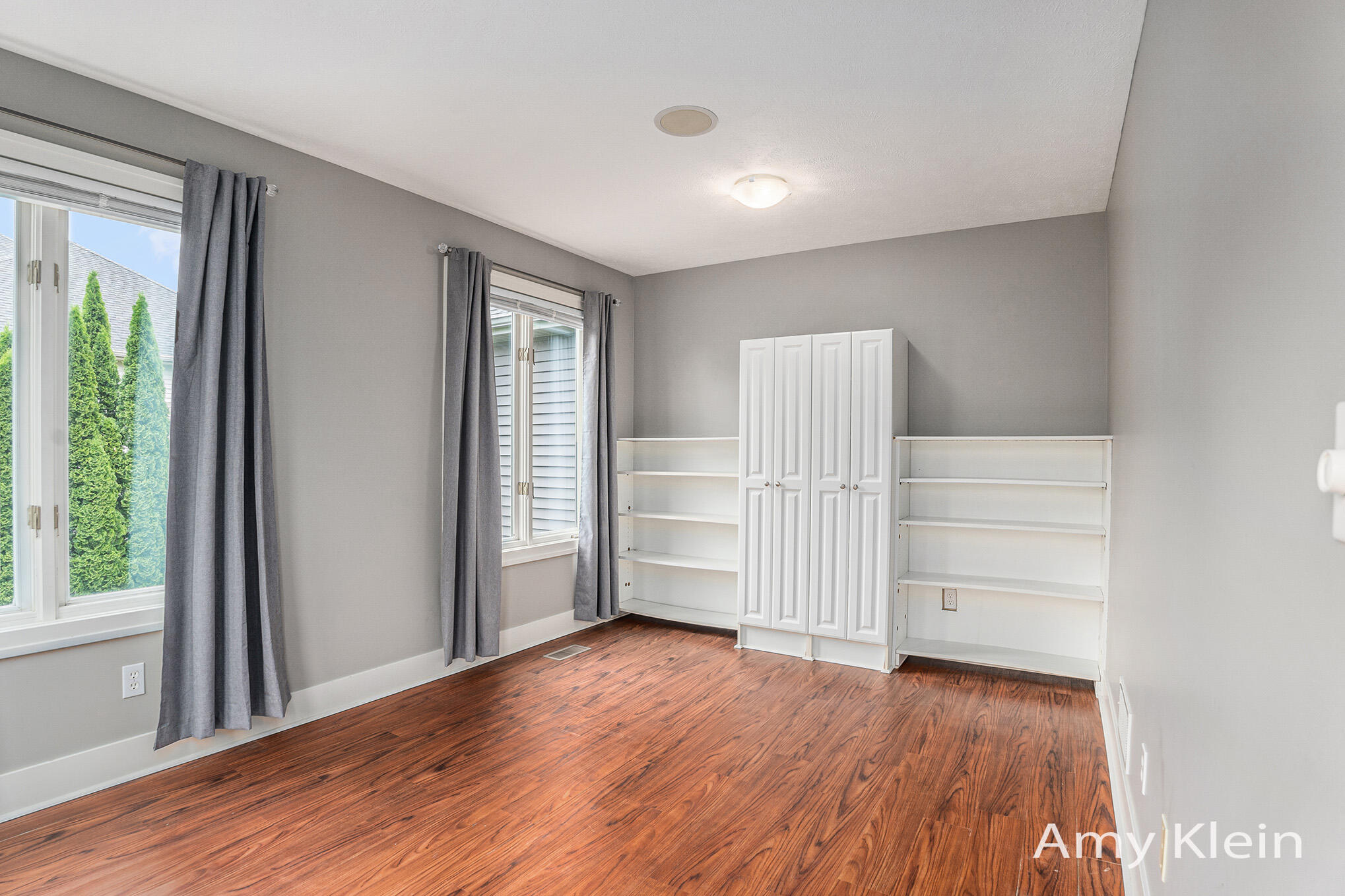 1657 North Bay Drive