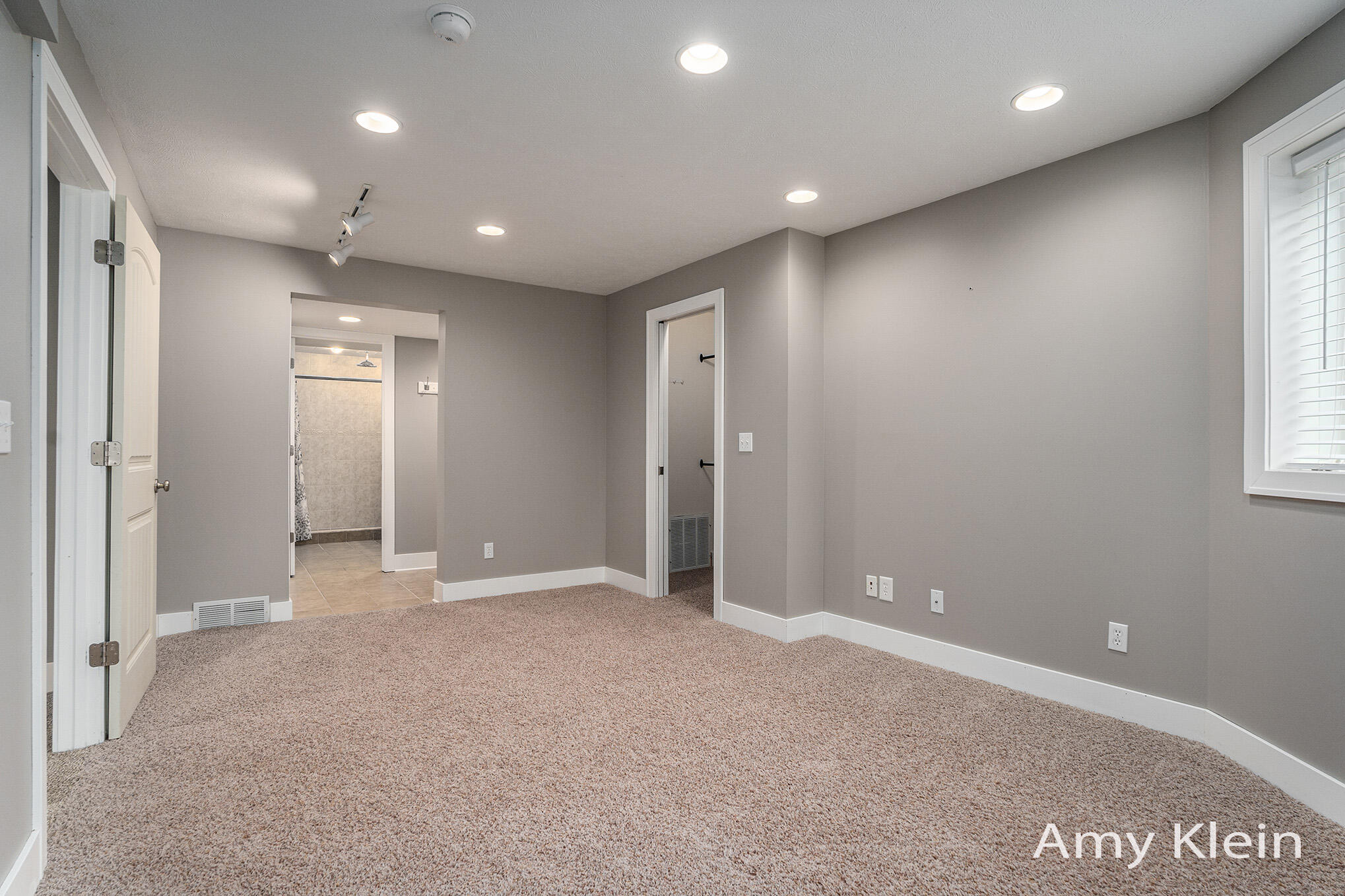 1657 North Bay Drive