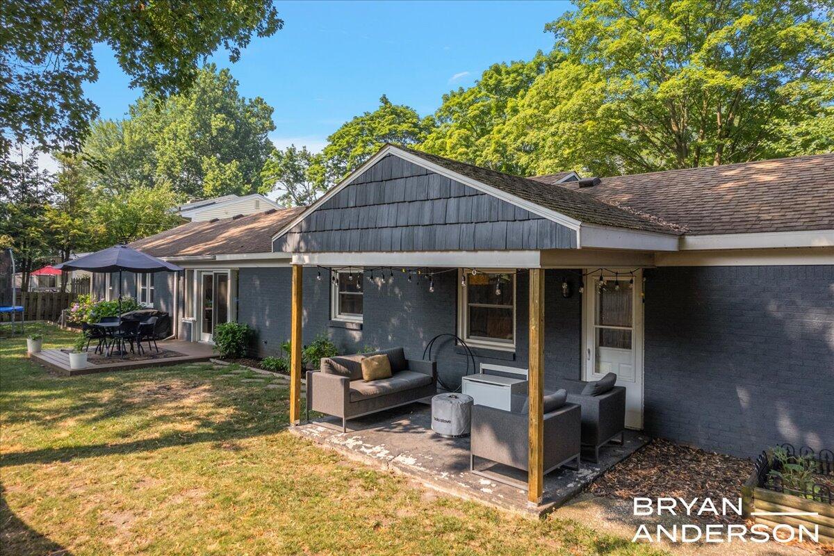 1414 Rosalind Road SE