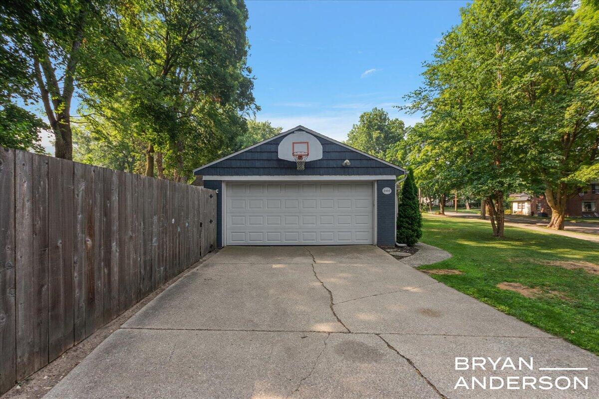 1414 Rosalind Road SE