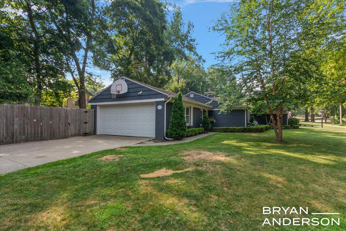 1414 Rosalind Road SE