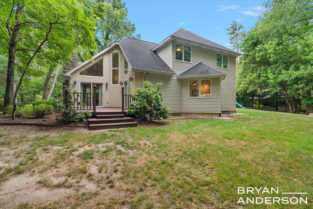 1111 Lasalette Drive SE
