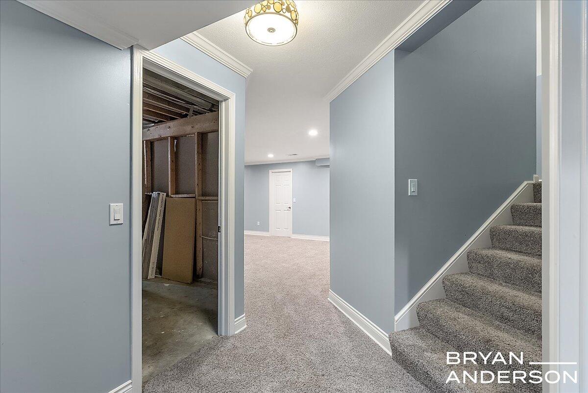 1111 Lasalette Drive SE