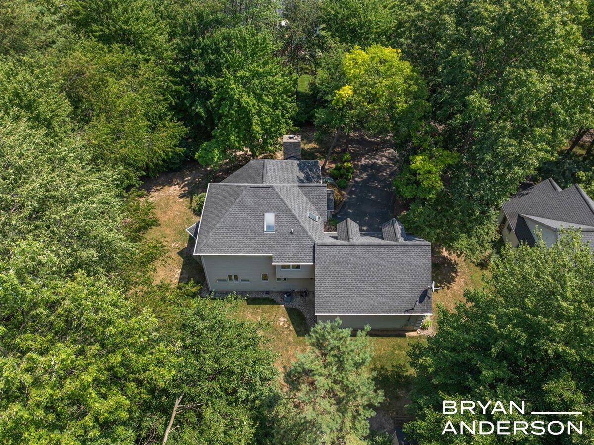 1111 Lasalette Drive SE