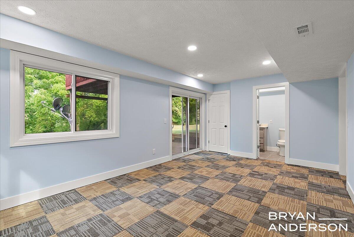 5153 Breezefield SE
