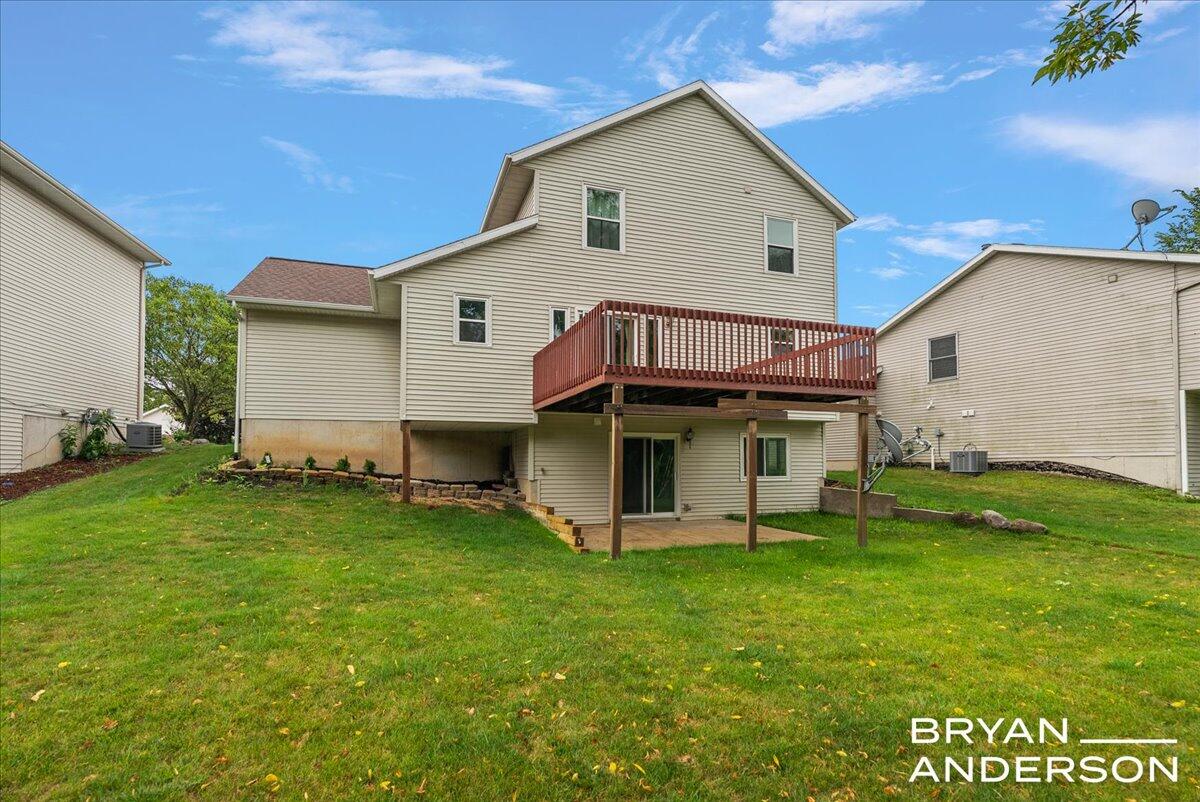 5153 Breezefield SE