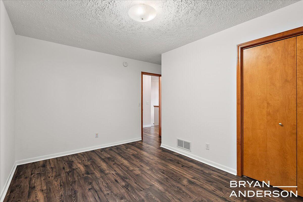 5153 Breezefield SE
