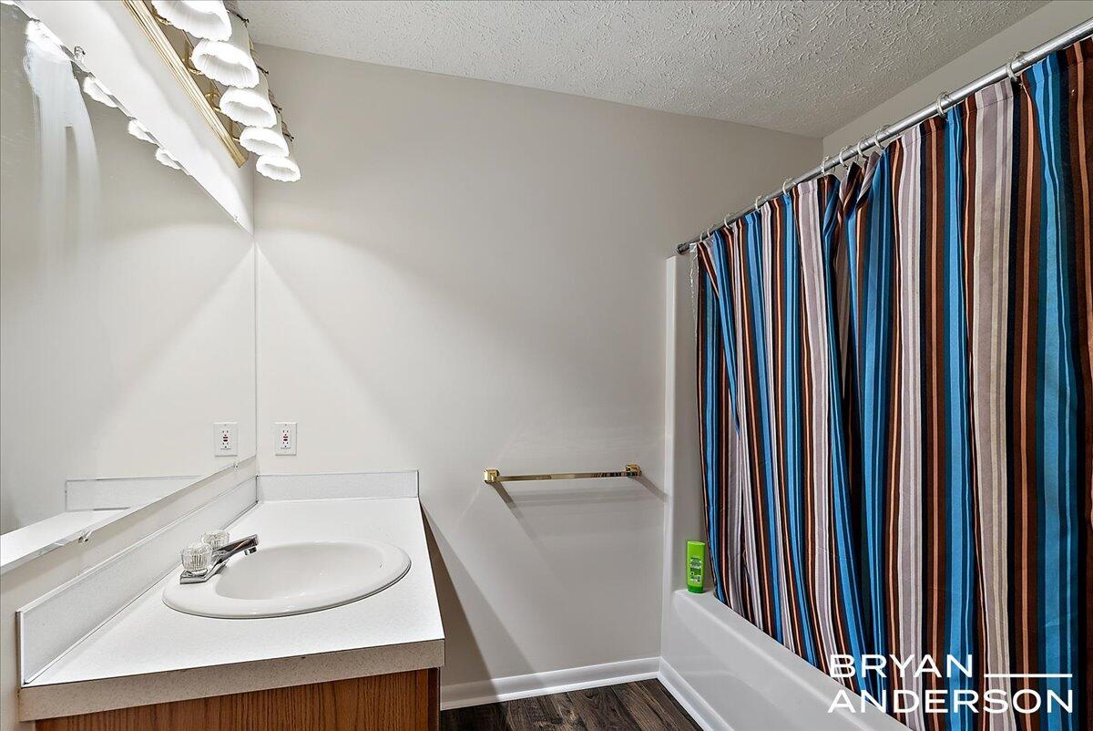 5153 Breezefield SE