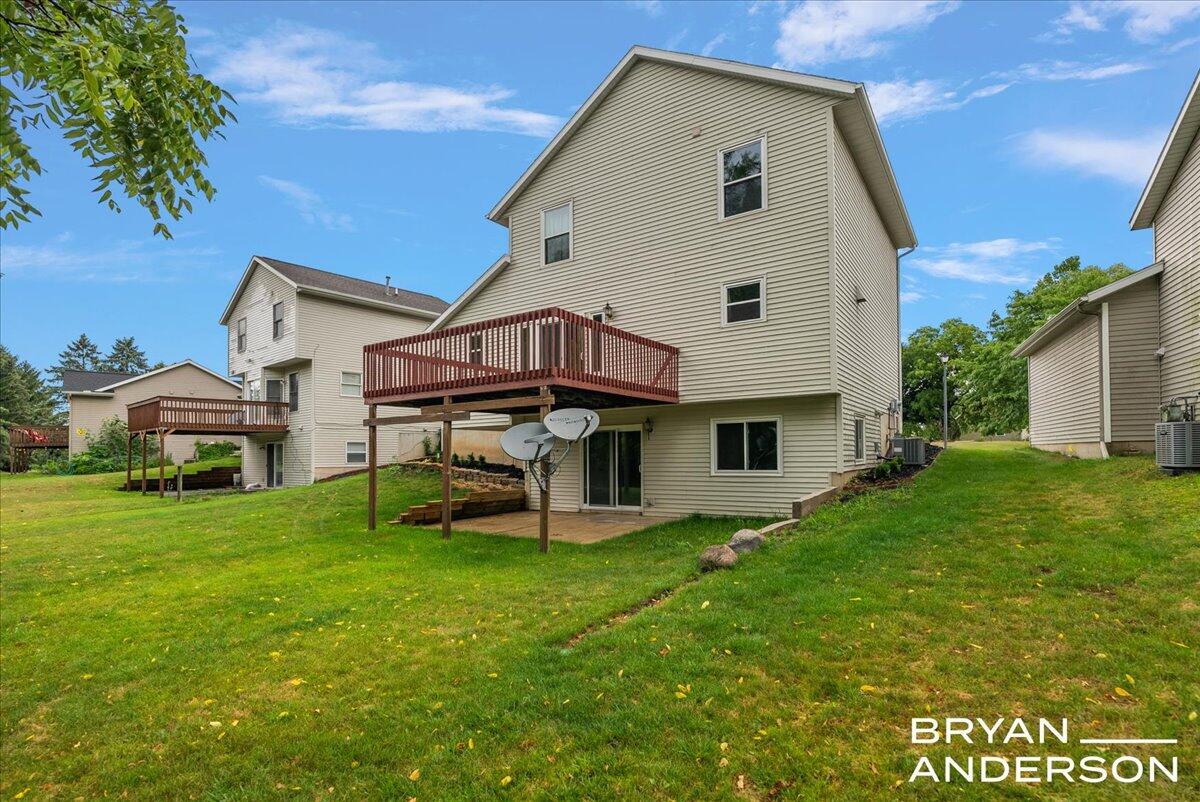 5153 Breezefield SE