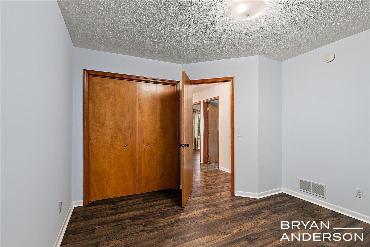 5153 Breezefield SE