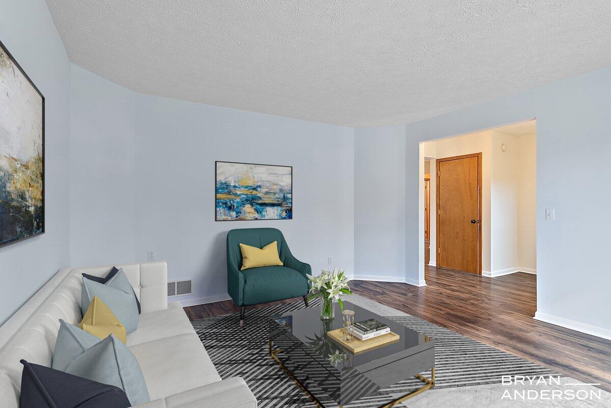 5153 Breezefield SE