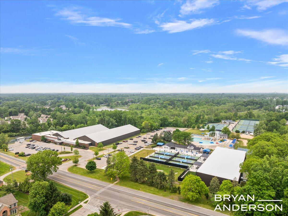 4499 Quail Ridge Court NE
