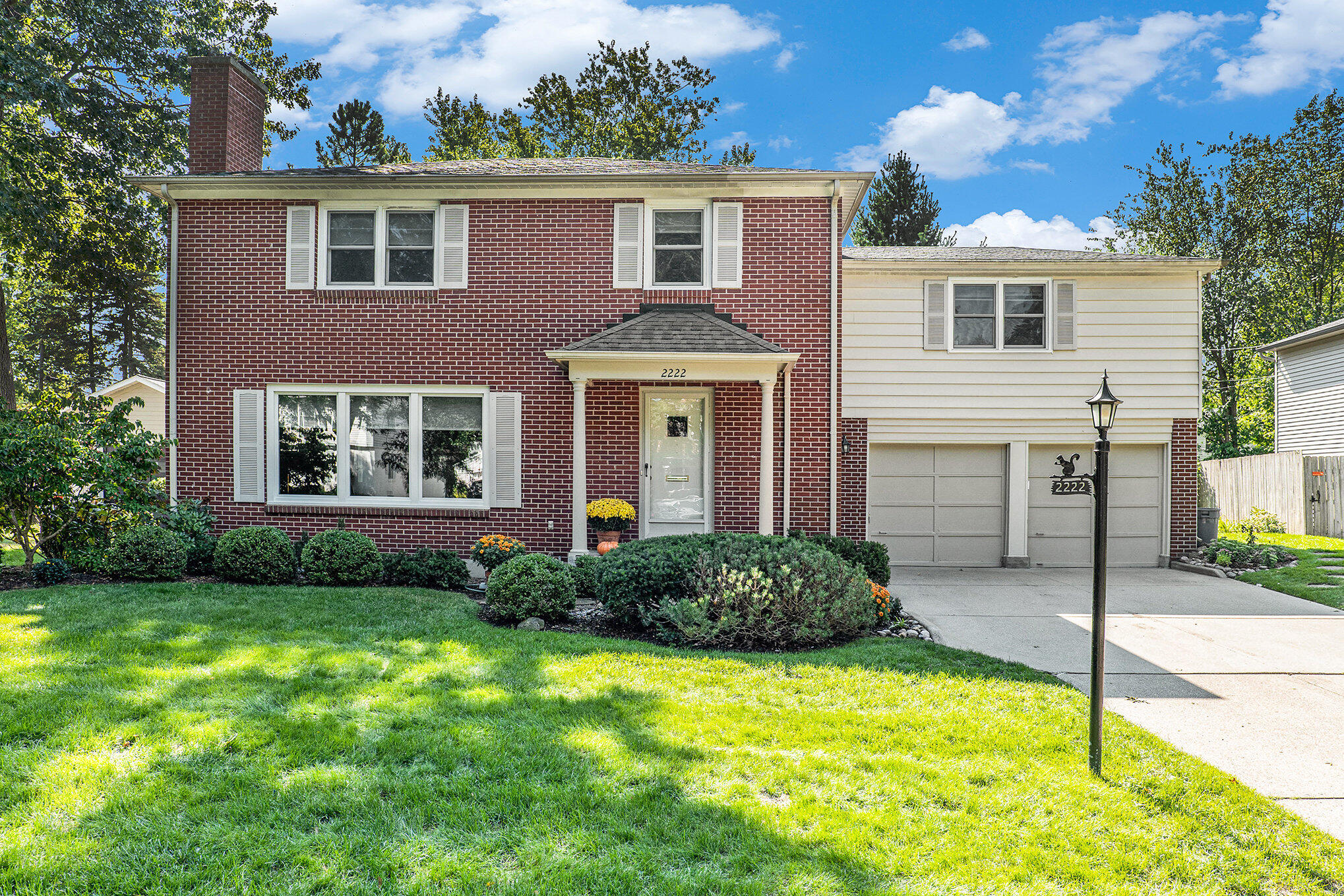 2222 Wilshire Drive SE