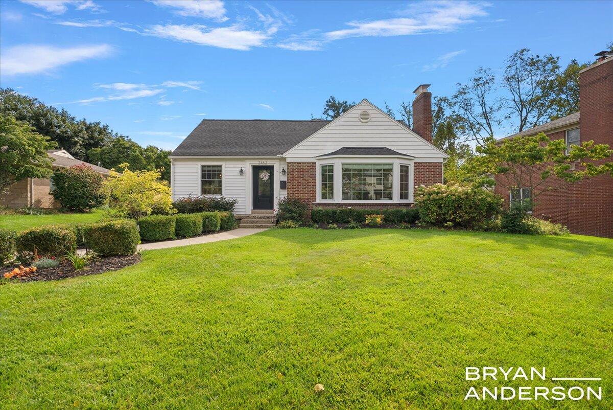 2462 Beechwood Drive SE