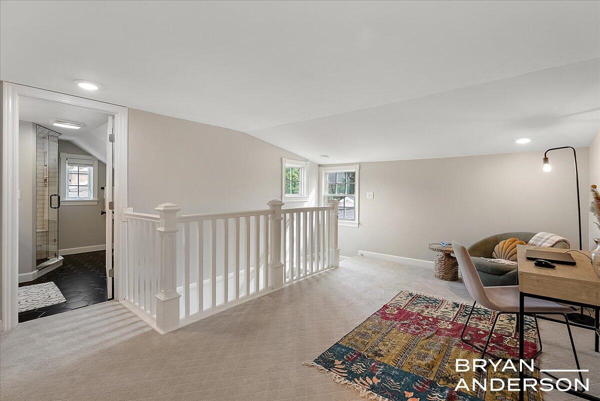 2462 Beechwood Drive SE