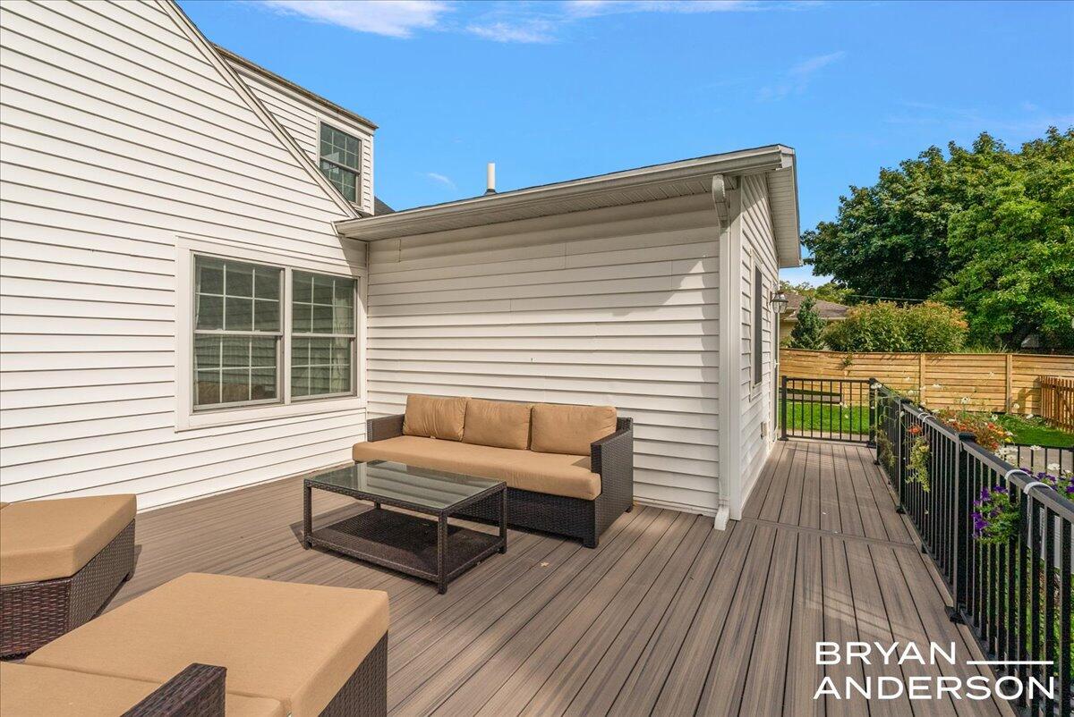 2462 Beechwood Drive SE
