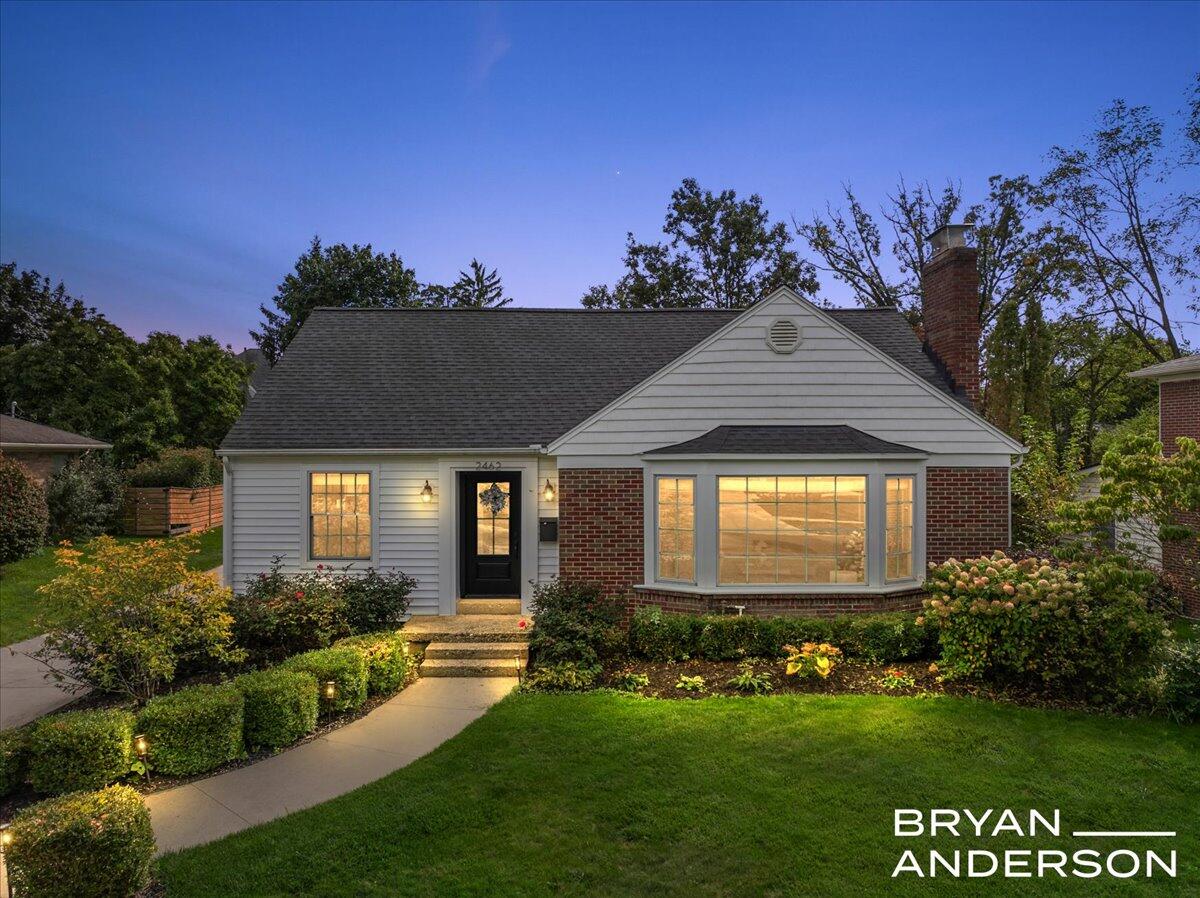 2462 Beechwood Drive SE
