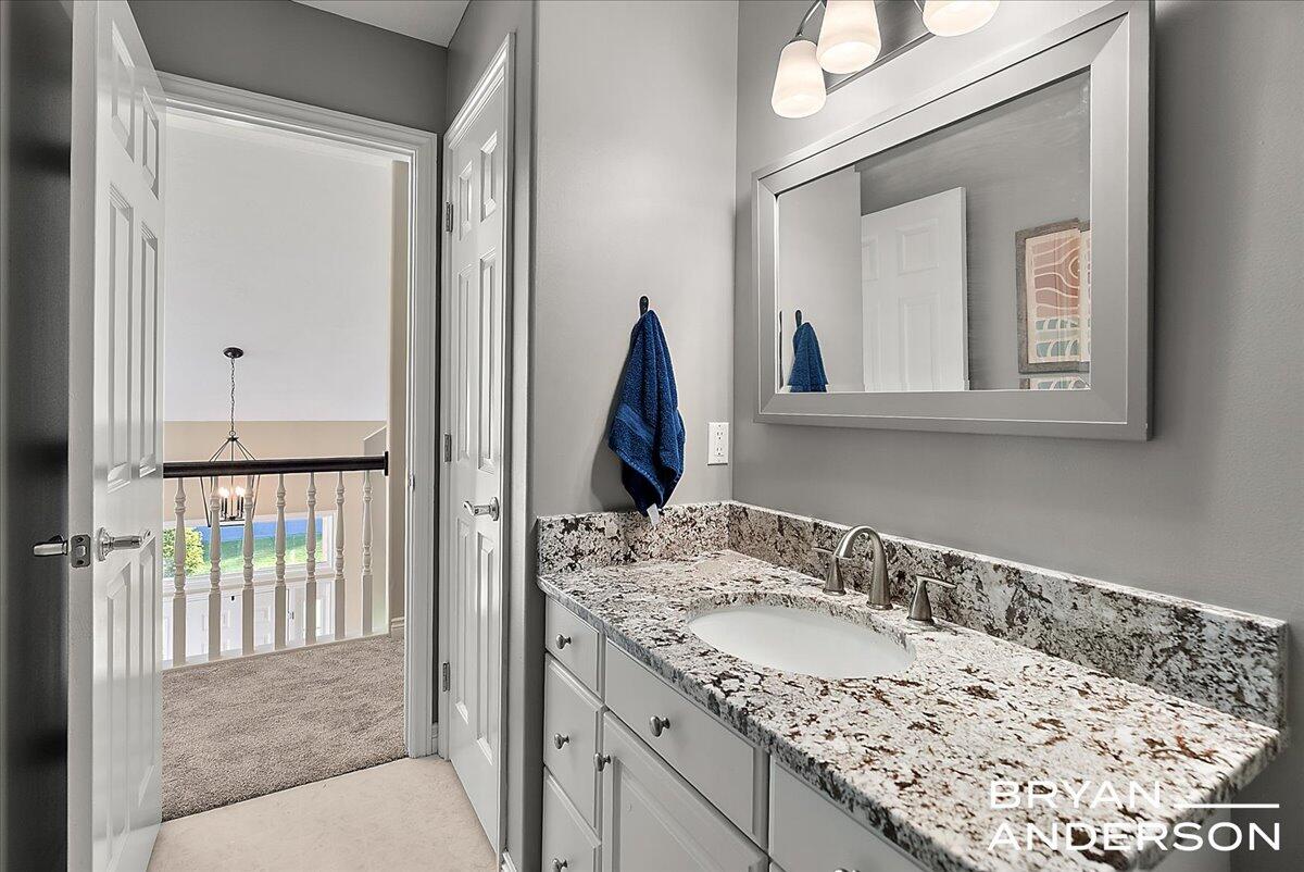 7257 Decosta Drive NE, Rockford