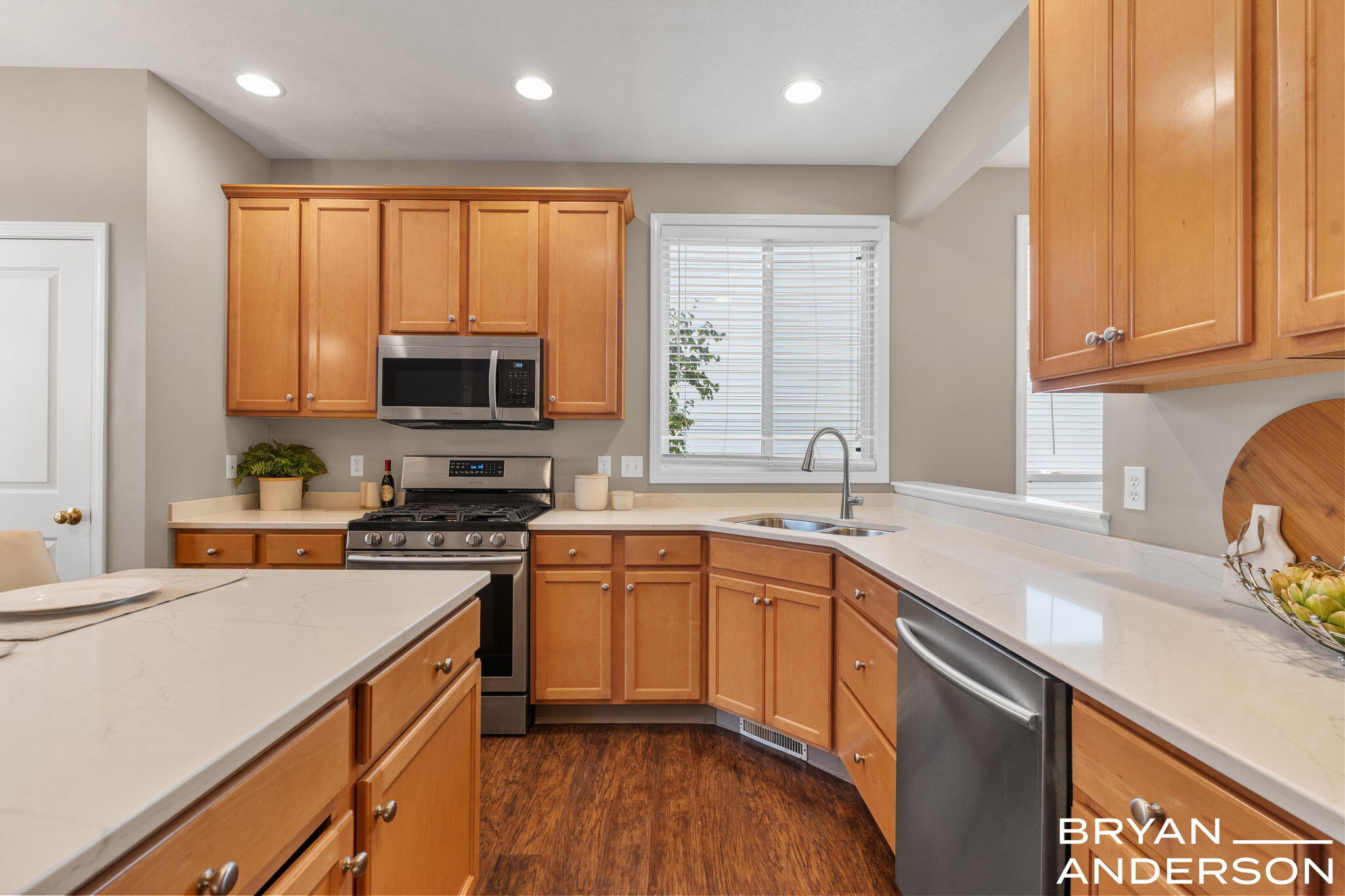 5984 Mill Point Court SE