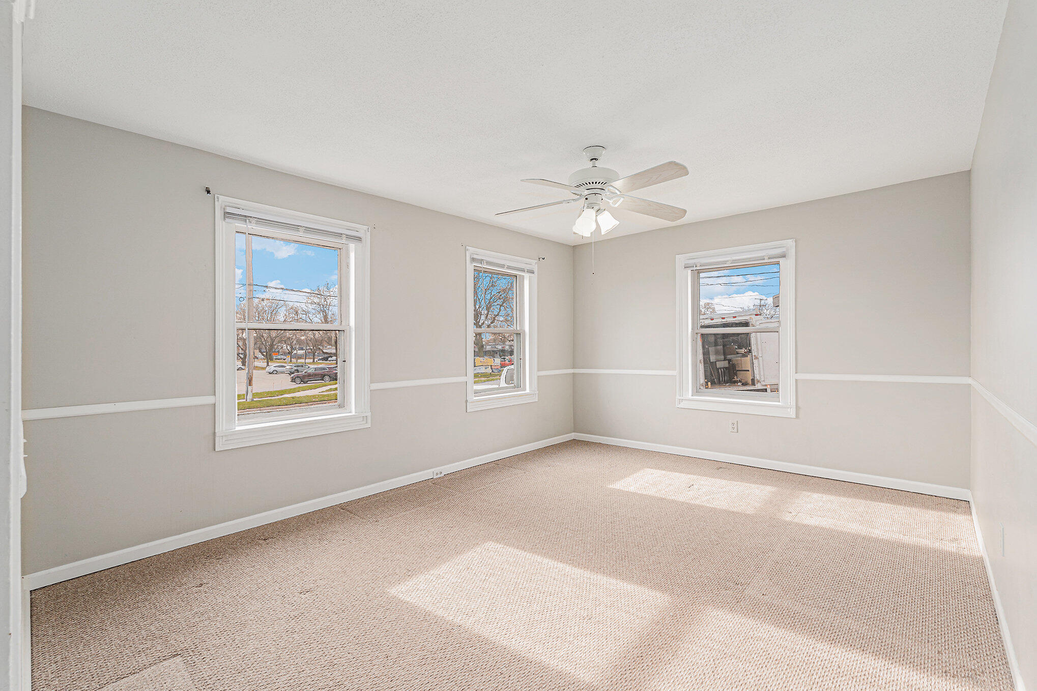 3981 White Street SW